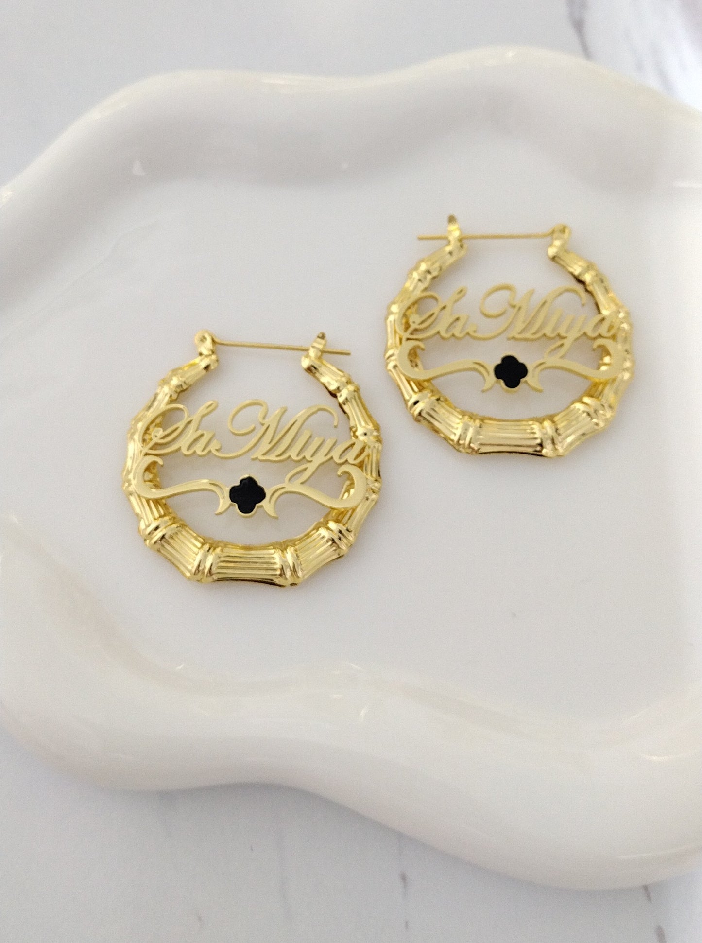Bamboo Earrings With Black Four Leave Clover