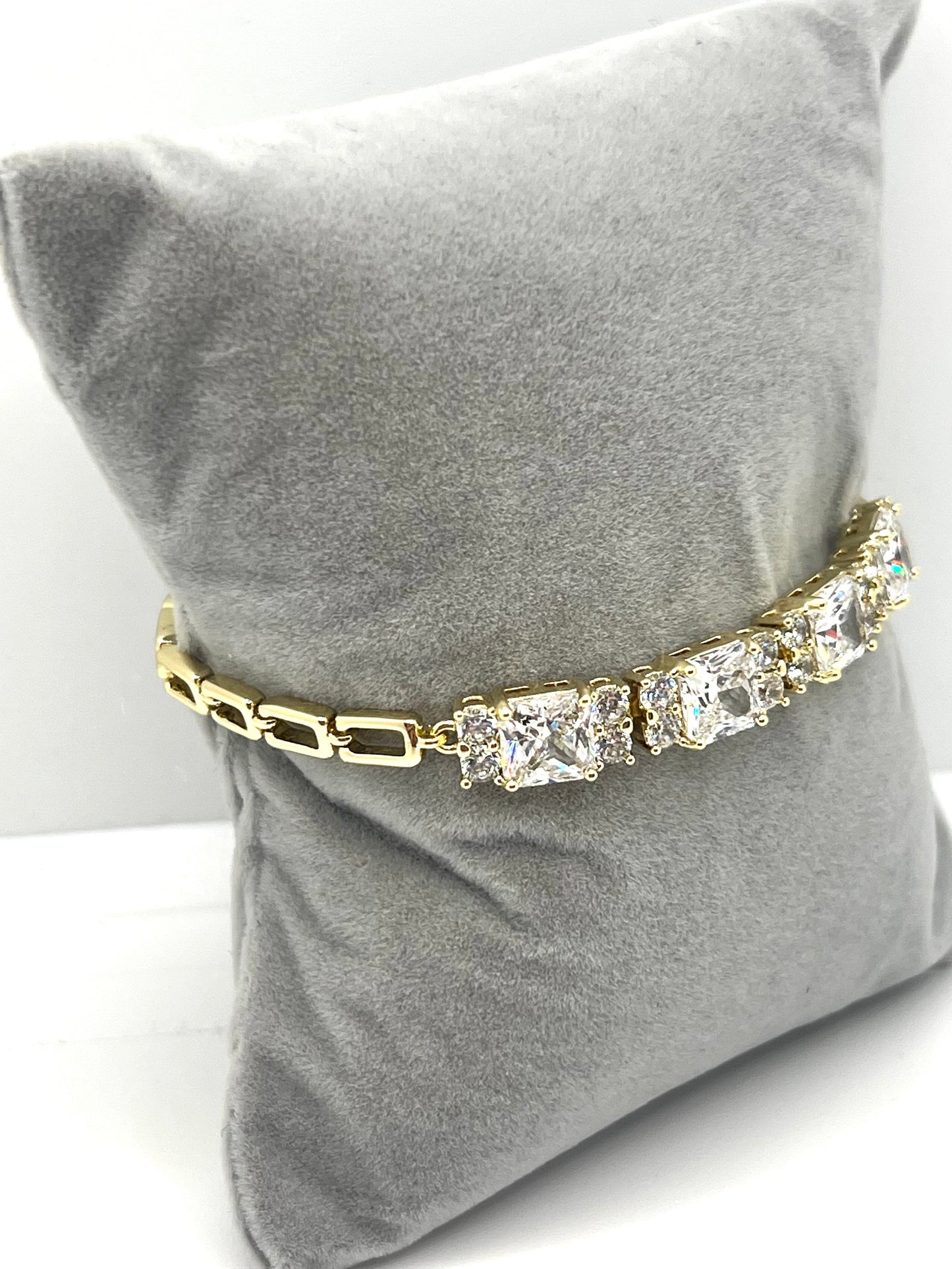 14k Gold Plated Zirconia Sophisticated Bracelet