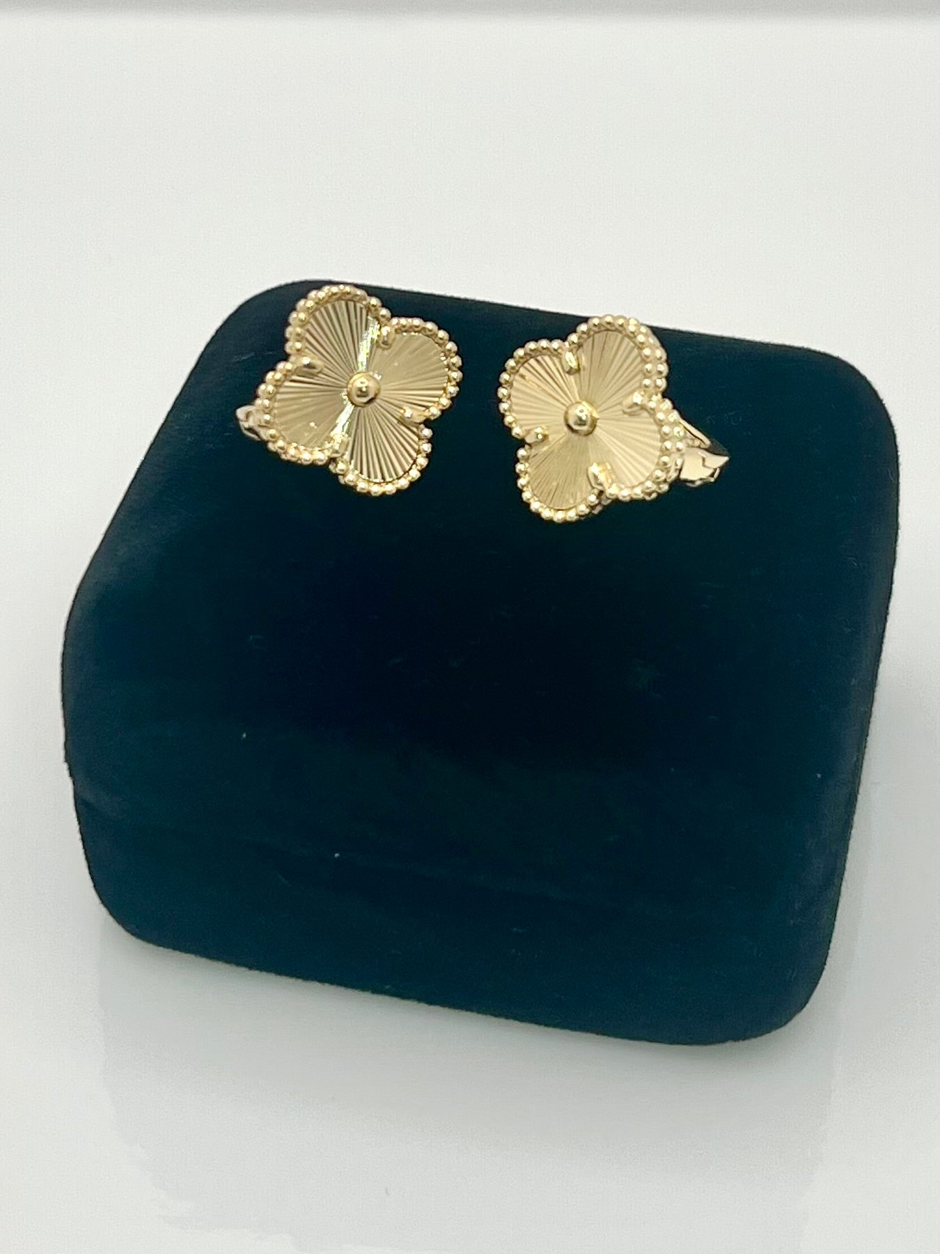 14k Gold Plated 4 Leaf Earrings #104