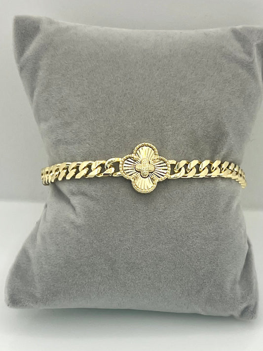 14k Gold Plated Four Leaf Bracelet #104