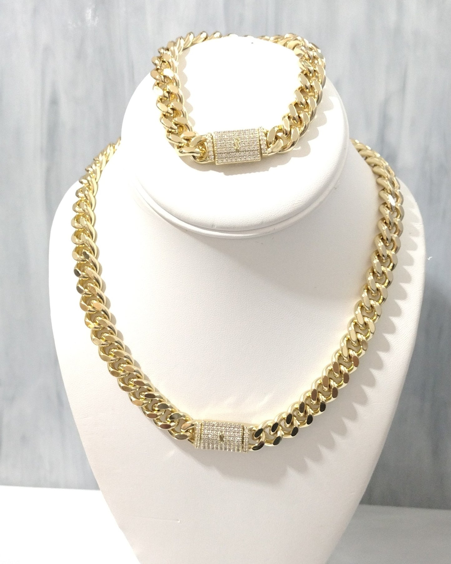 Monaco Necklace & Bracelet Set